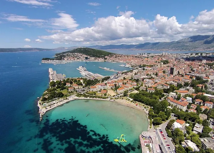 With A Parking Space - 11163 Apartman