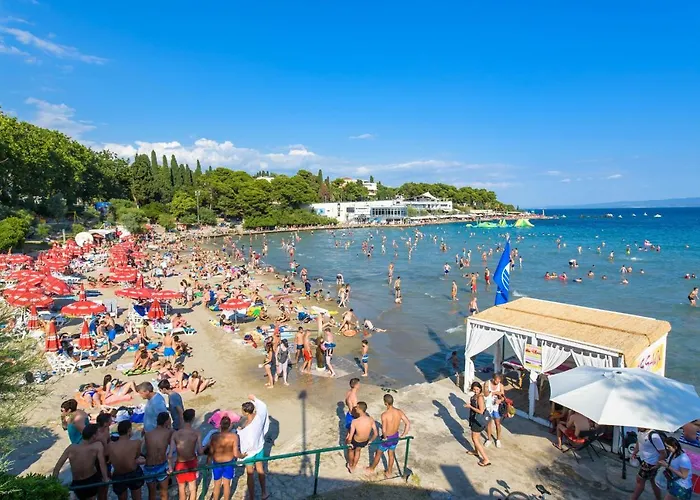 With A Parking Space - 11163 Apartment Split